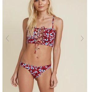 NWOT Dippin Daisies Pacifica Top